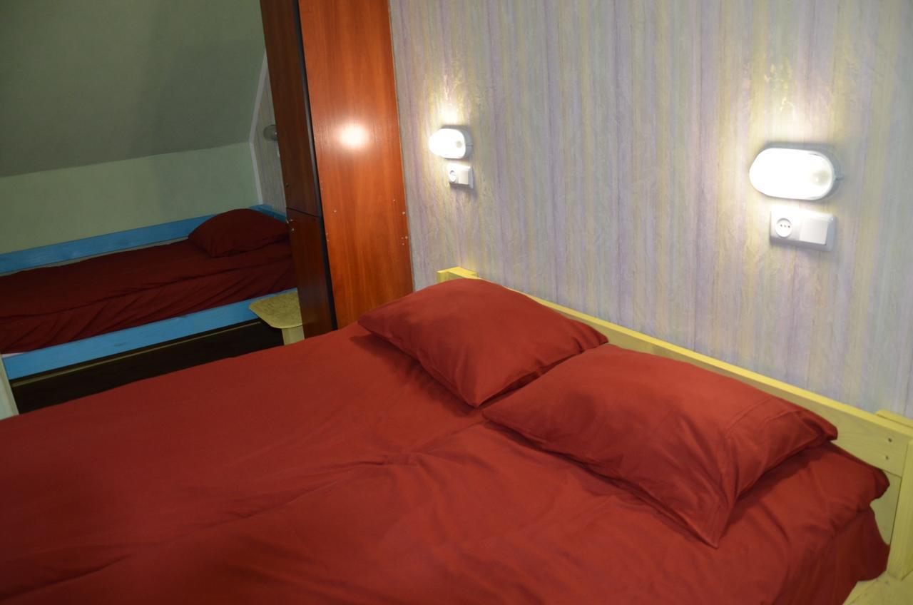 Hostel Darnitsa1 Kijów Zewnętrze zdjęcie